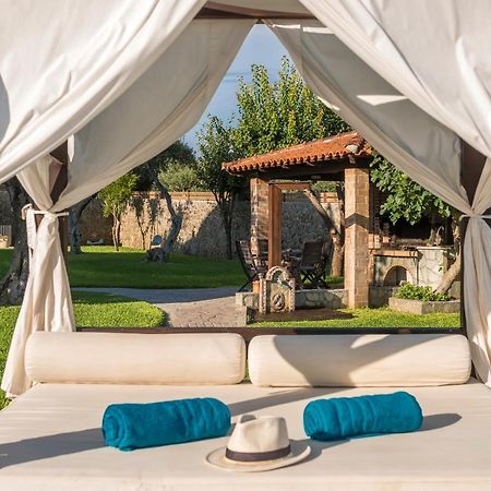 Villa Maxim With Private Pool & Tennis Court Halikounas Bagian luar foto