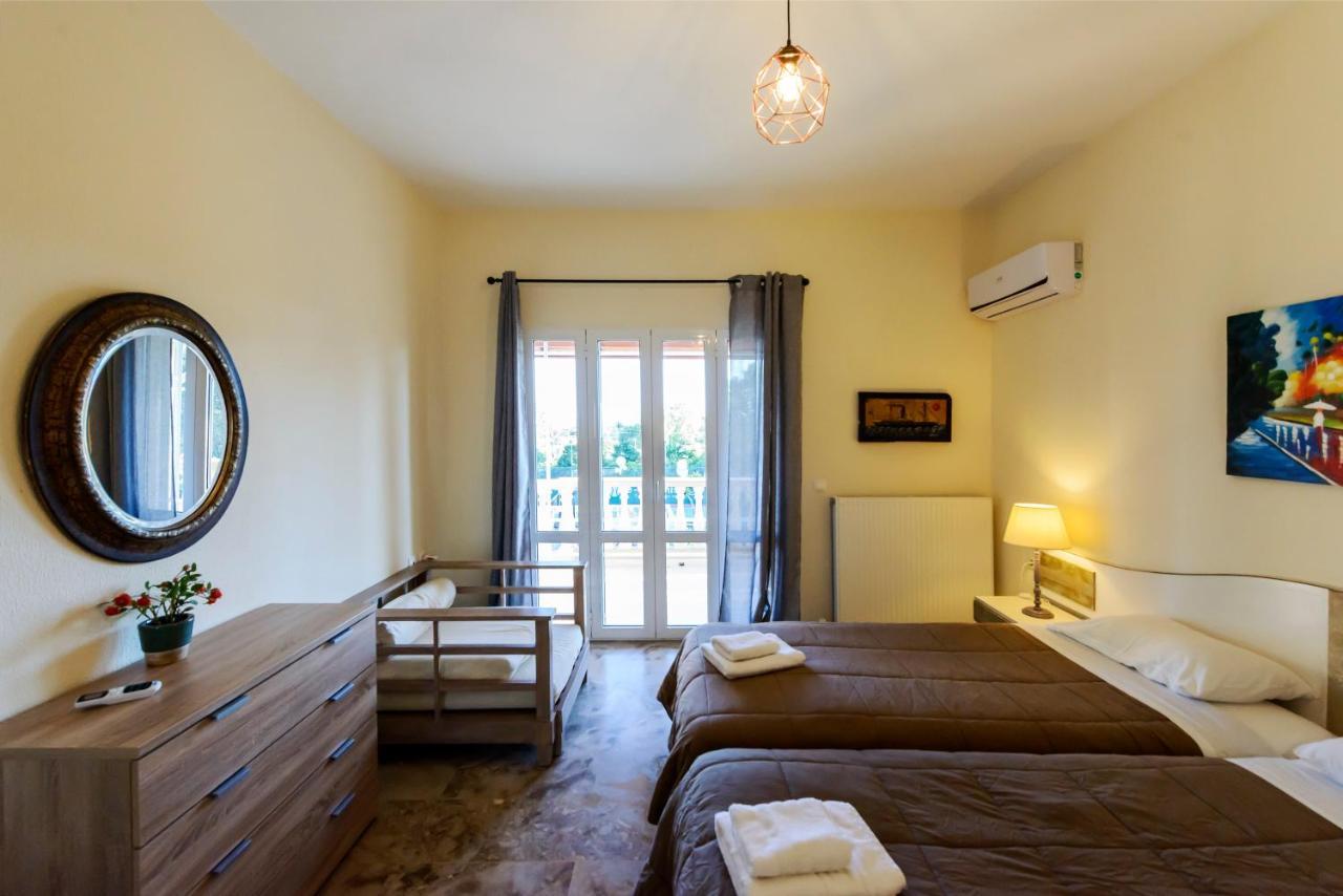 Villa Maxim With Private Pool & Tennis Court Halikounas Bagian luar foto