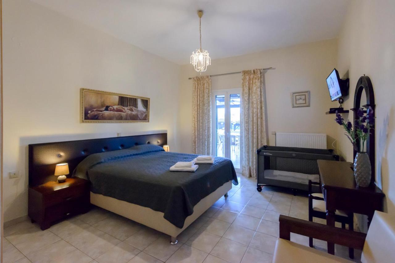 Villa Maxim With Private Pool & Tennis Court Halikounas Bagian luar foto