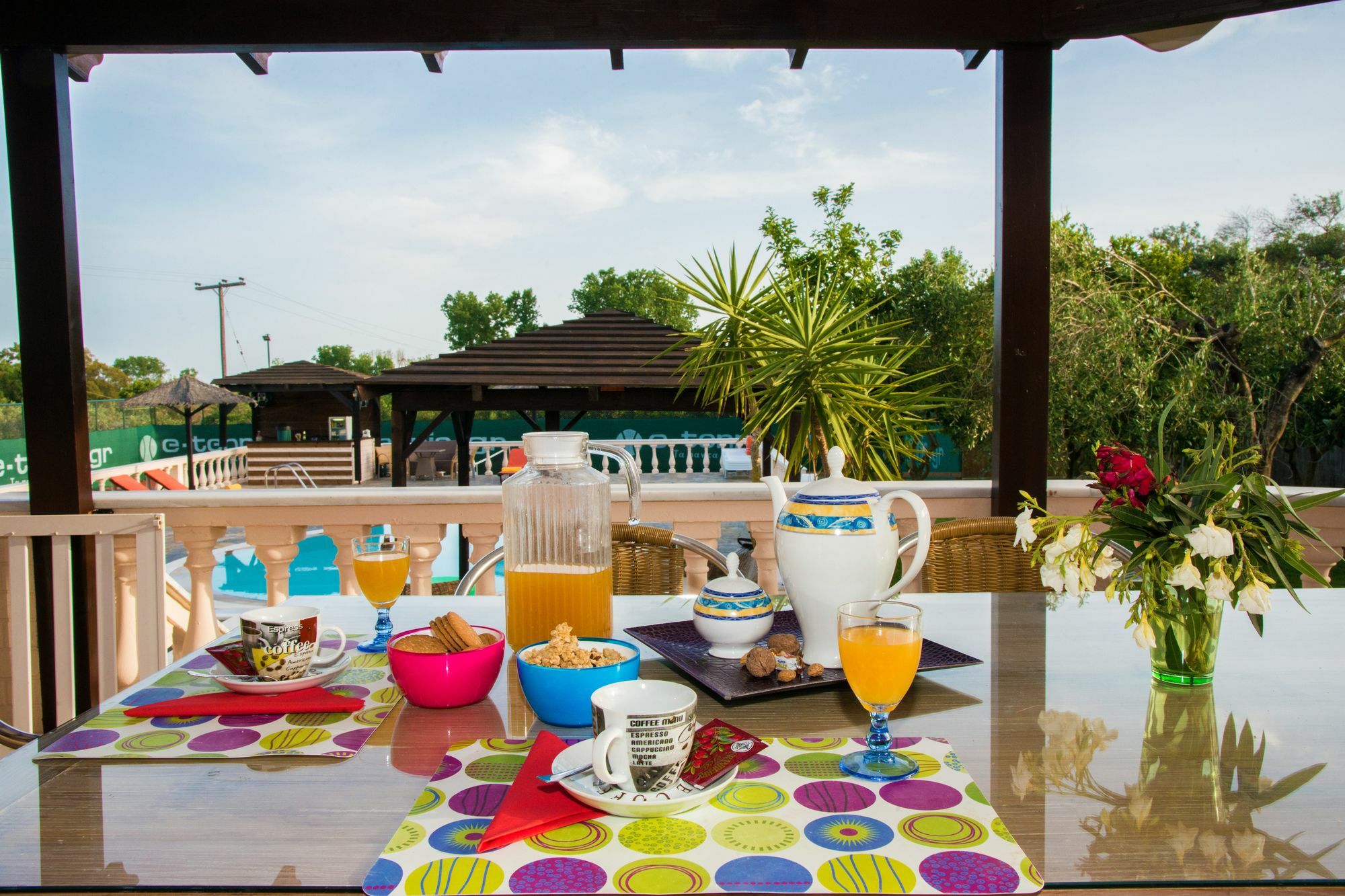 Villa Maxim With Private Pool & Tennis Court Halikounas Bagian luar foto